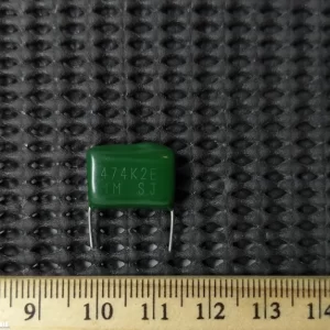 0.047µF 100 V polyester film capacitor (single)