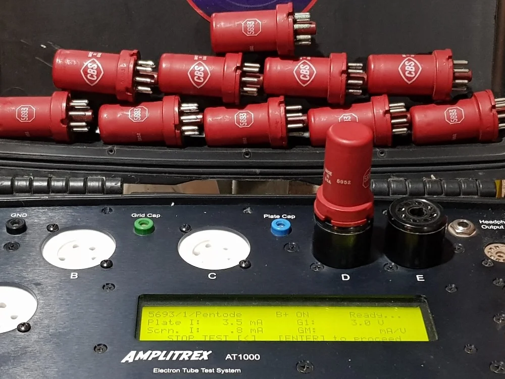 5693 / 6SJ7 metal pentode valve (single)